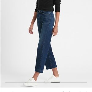 BR High-rise Wide Leg crop